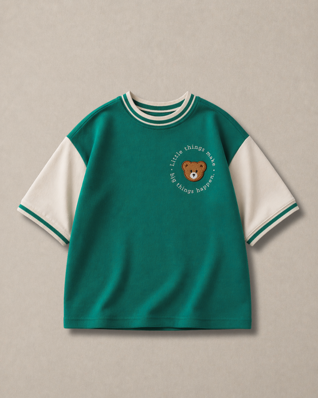 Oversized 67 Back Print Kids T-Shirt in Off-White and Green
