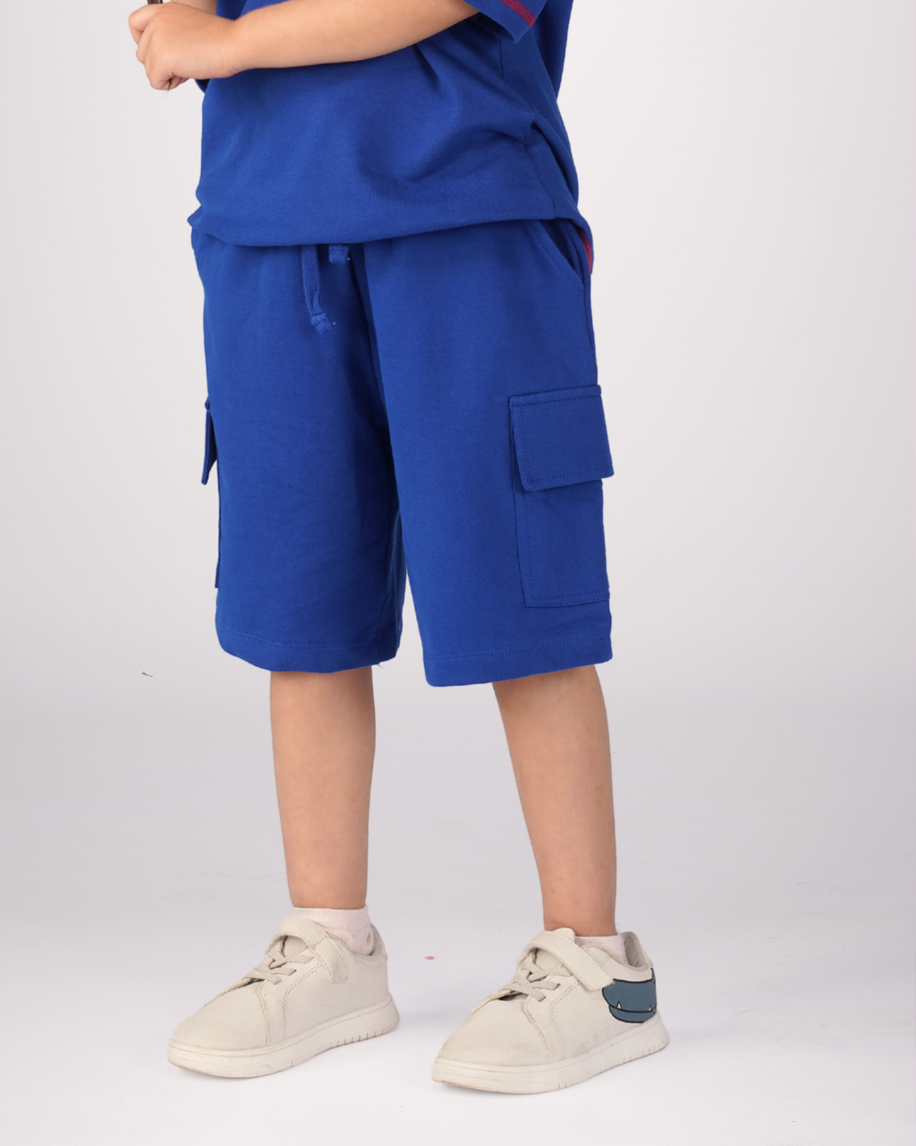 Set of Peeking Tofu Teddy Red T-shirt and Blue Cargo Shorts