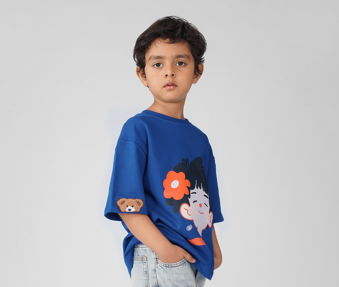 Set of Happy face and cargo shorts oversized set.